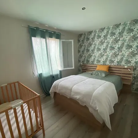 Maison Au Calme Au Bord Des Bois Villa *